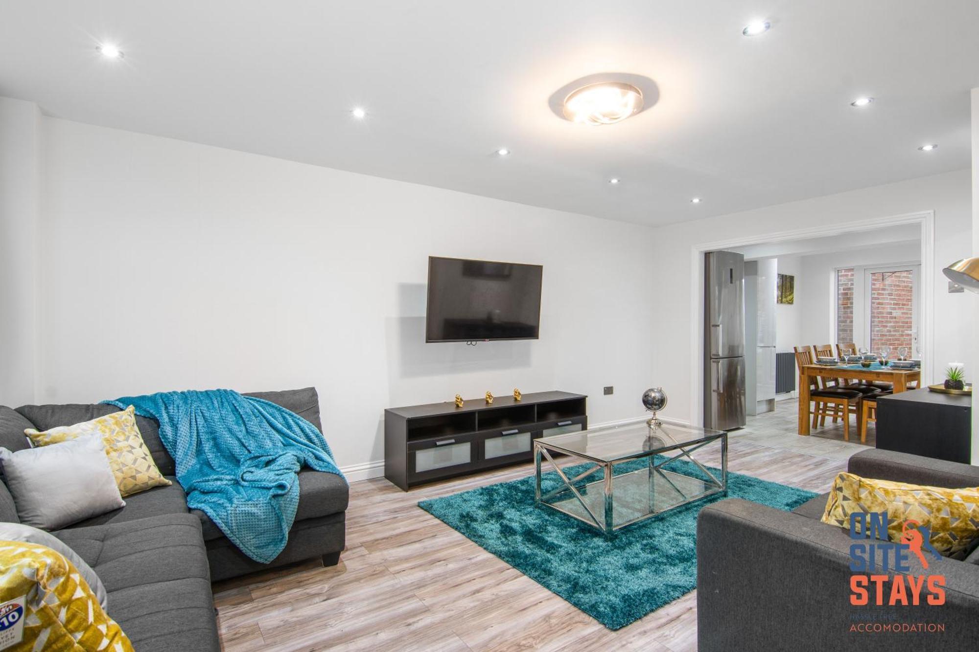 Onsitestays - Spacious 3 Bed House With Garden, Wifi & 4 Plus Parking Gravesend Extérieur photo